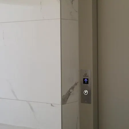 Zara Lux Panorama * Kragujevac