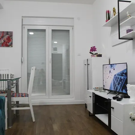 Zara Lux Panorama * Kragujevac
